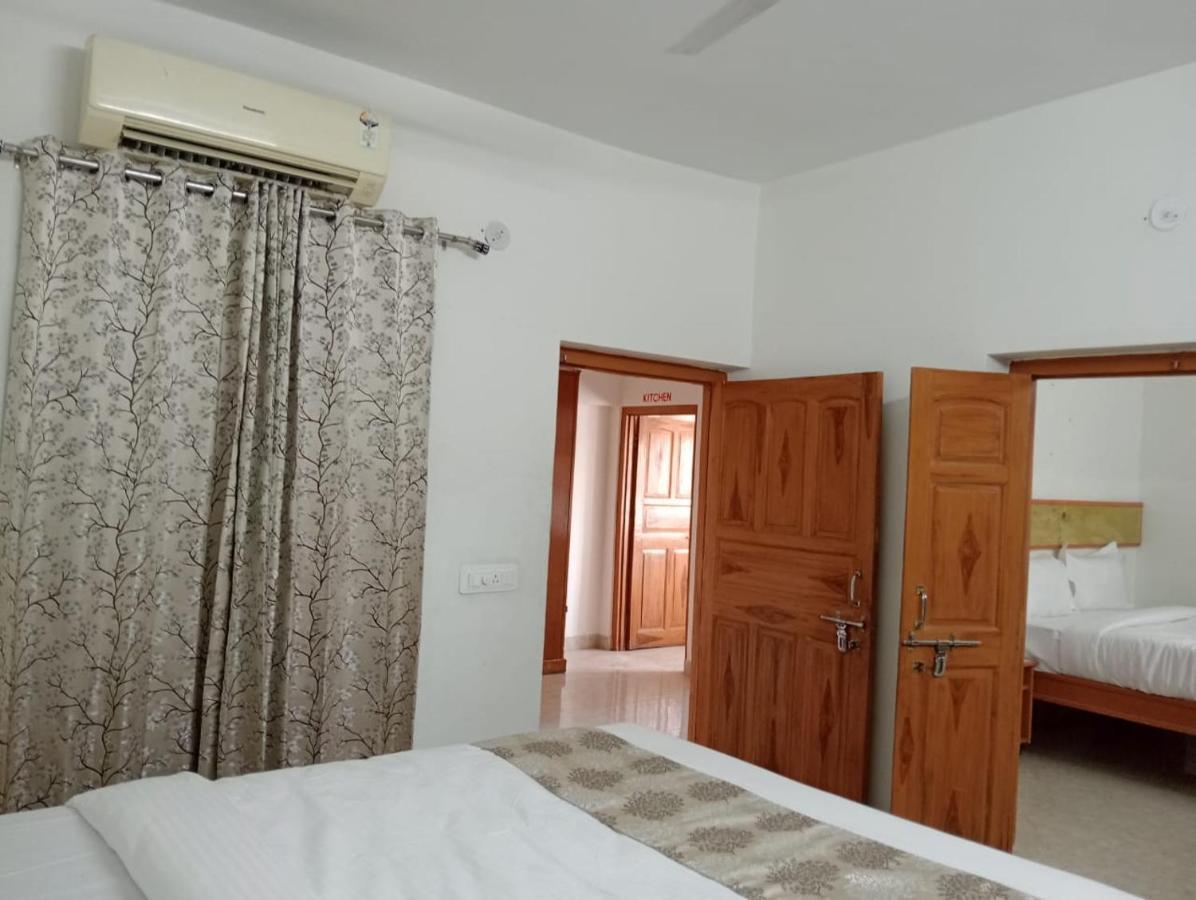 The Kesar Niwas Hotel Udaipur Exterior photo