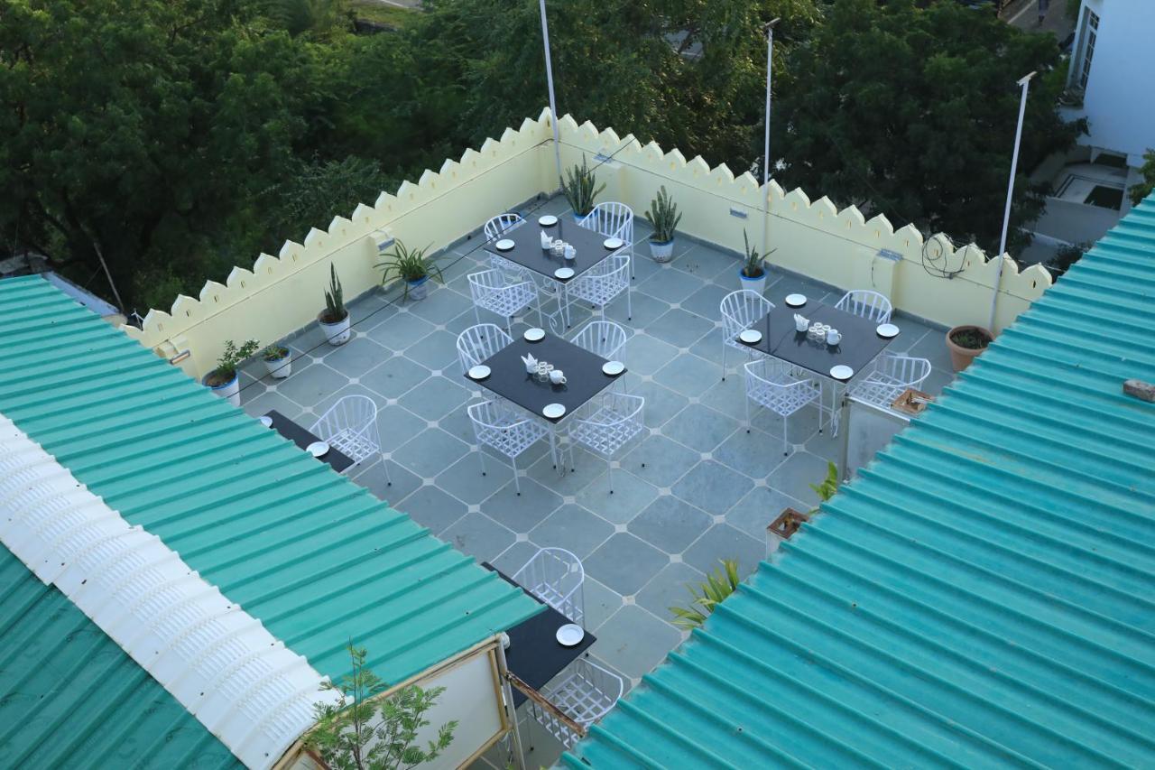 The Kesar Niwas Hotel Udaipur Exterior photo