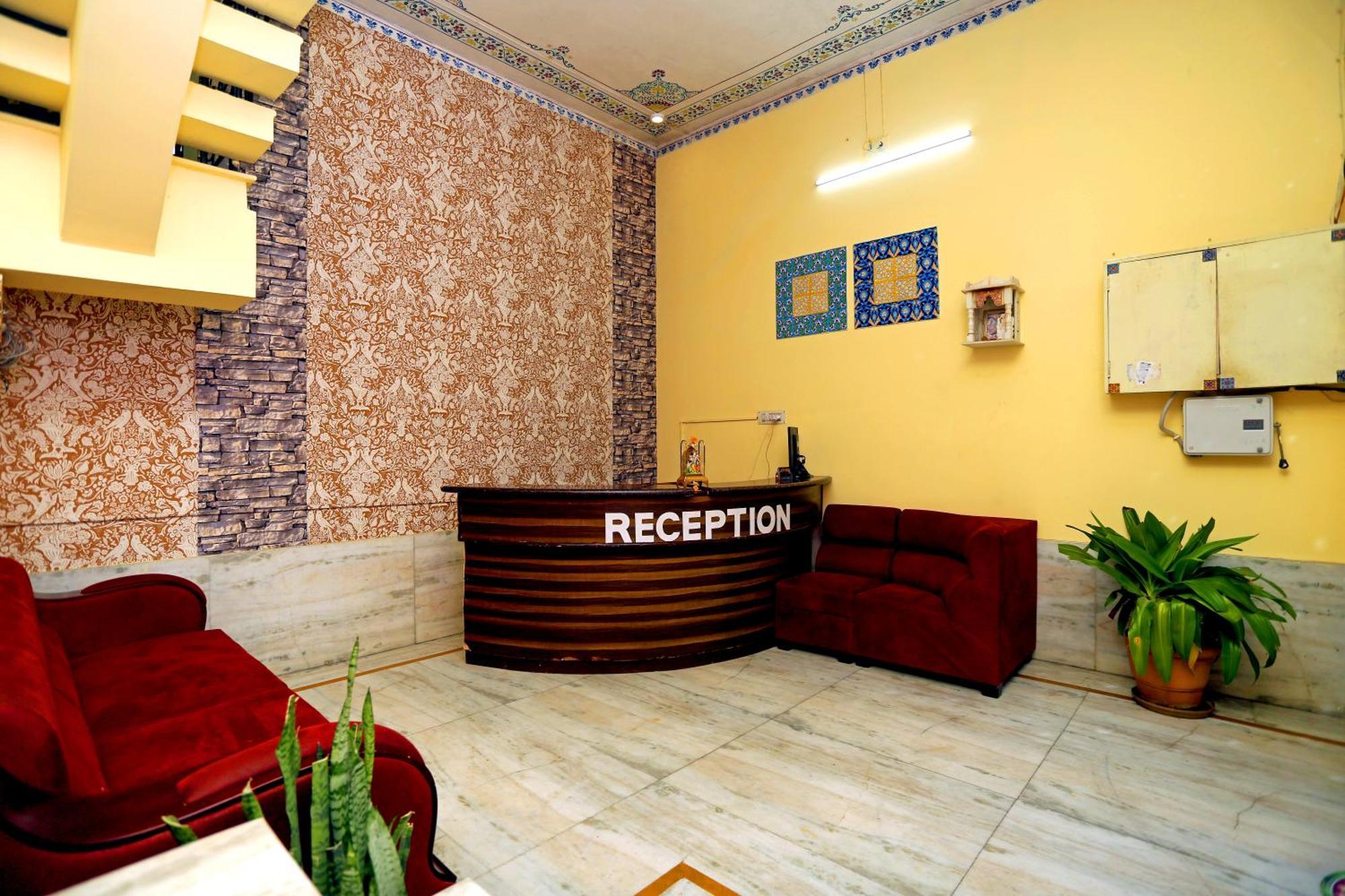 The Kesar Niwas Hotel Udaipur Exterior photo